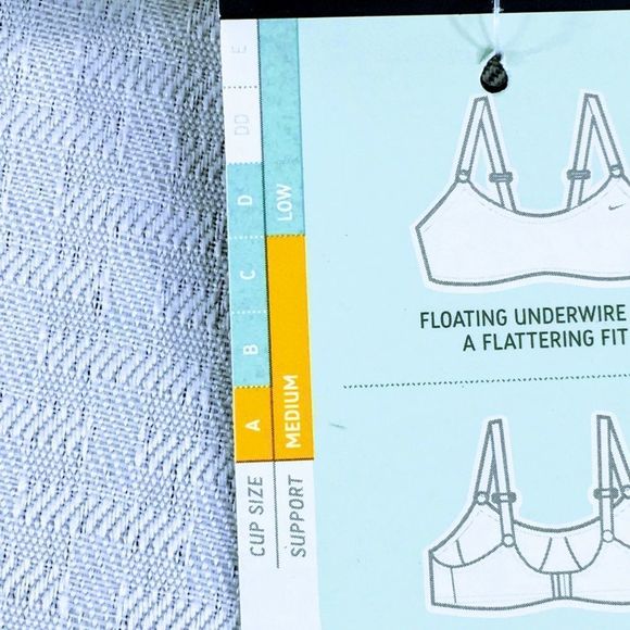 Nike Balance Deadstock White Sport Bra - Picture 13 of 13